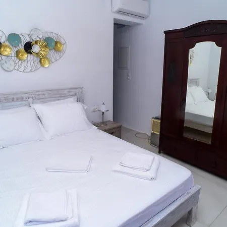 Naxos Town 2 Beachfront With Patio